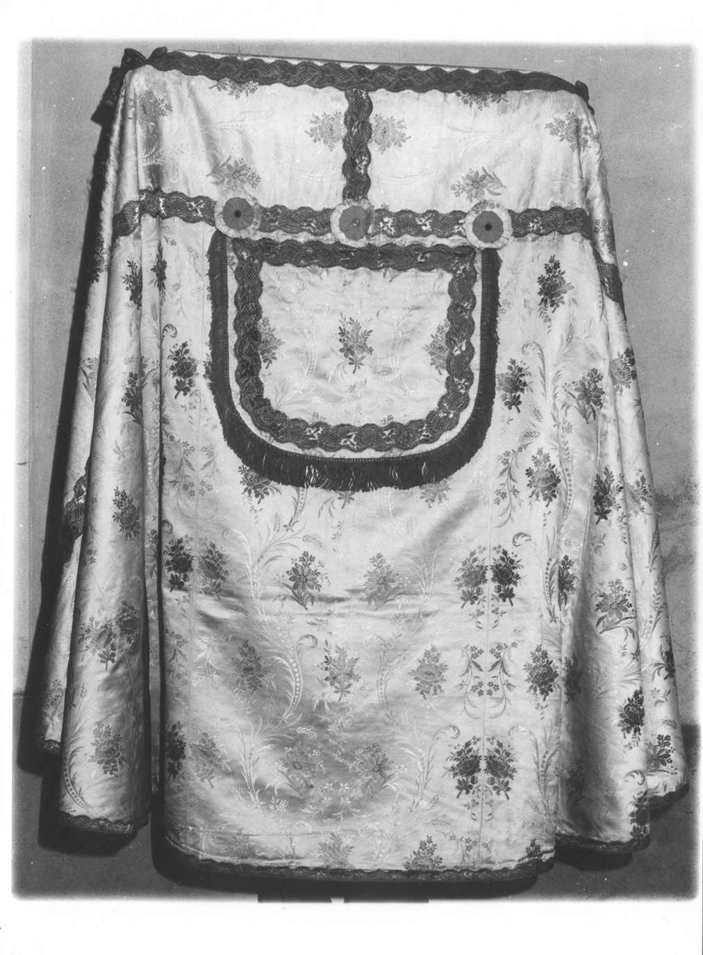 piviale - manifattura italiana (fine/inizio secc. XIX/ XX)