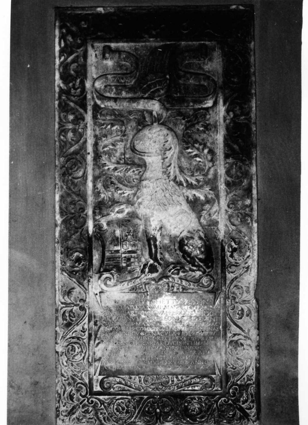 lapide tombale - bottega modenese (sec. XVI)