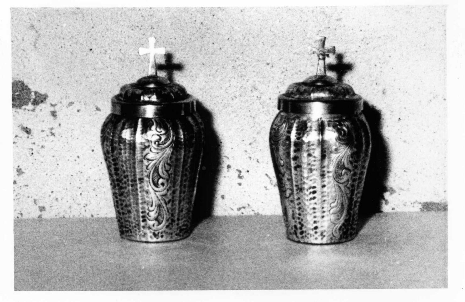 vasetti per oli santi - bottega emiliana (seconda metà sec. XIX)