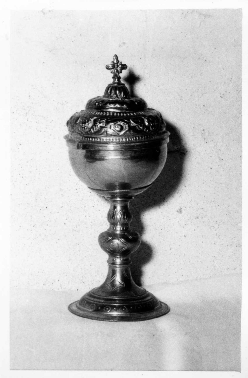 pisside - bottega modenese (metà sec. XVI)