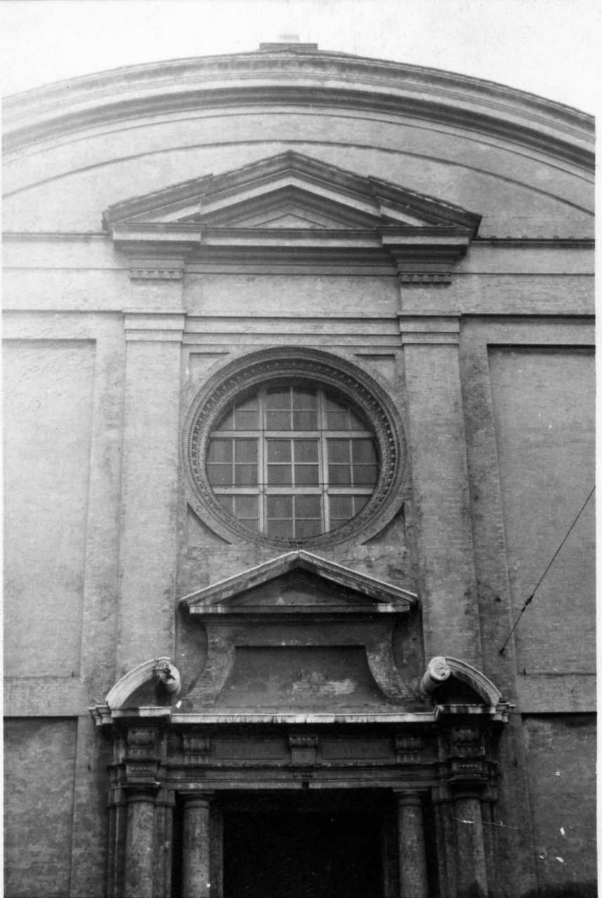 portale architravato di Pisani Giuseppe (prima metà sec. XIX)