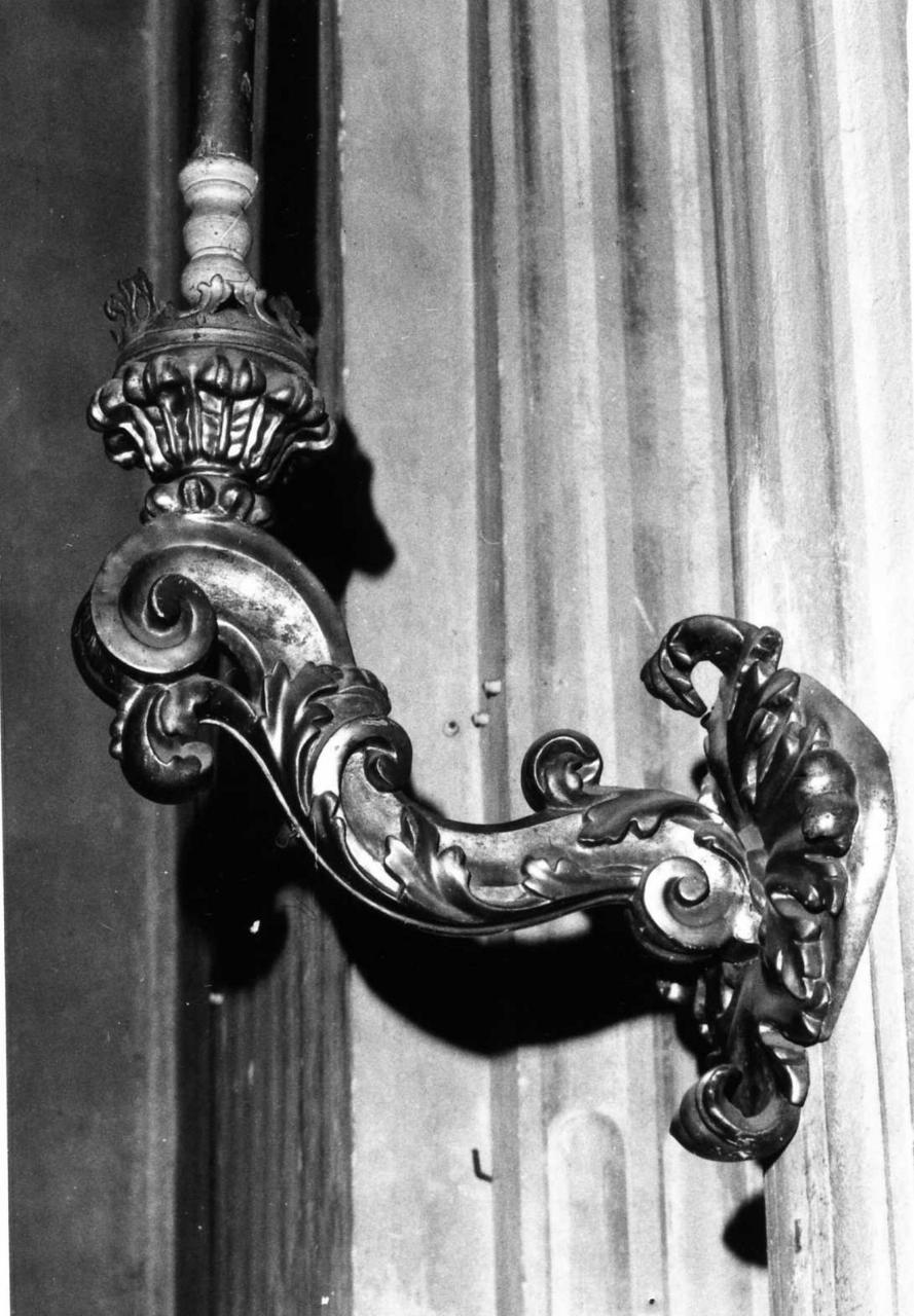 candeliere da parete, serie - bottega modenese (seconda metà sec. XVII)