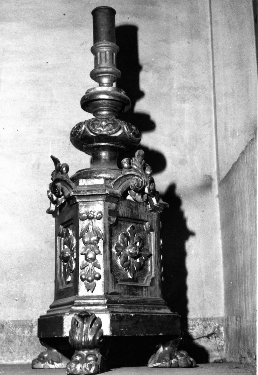 base per il cero pasquale - bottega emiliana (seconda metà sec. XVIII)