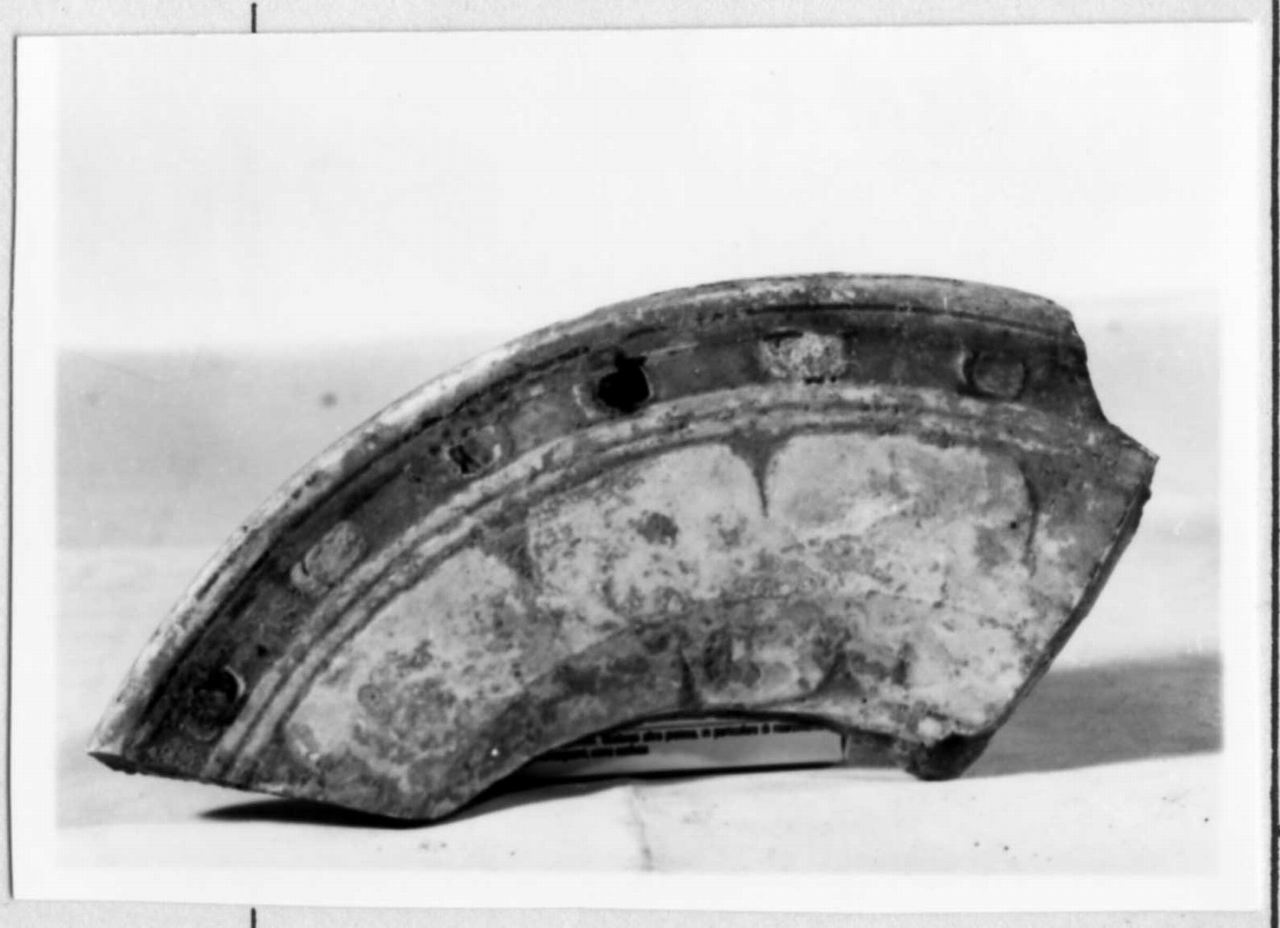 motivo decorativo geometrico (piatto, frammento) - bottega carpigiana (?) (fine sec. XV)