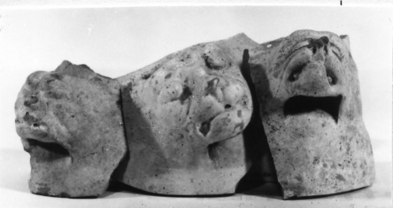 protome leonina (orciolo, frammento) - bottega carpigiana (metà sec. XVII)