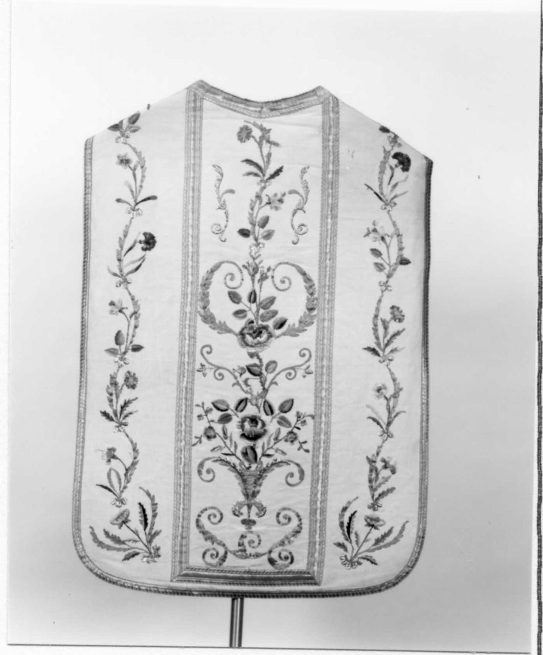 motivi decorativi a girali vegetali (pianeta) - manifattura emiliano-romagnola (sec. XIX)