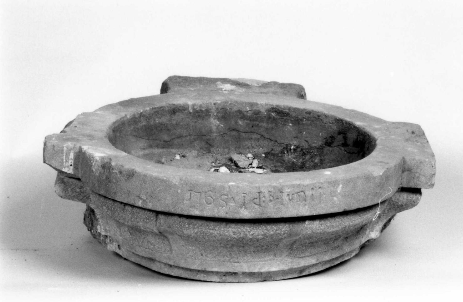 acquasantiera da parete - bottega reggiana (sec. XVIII)