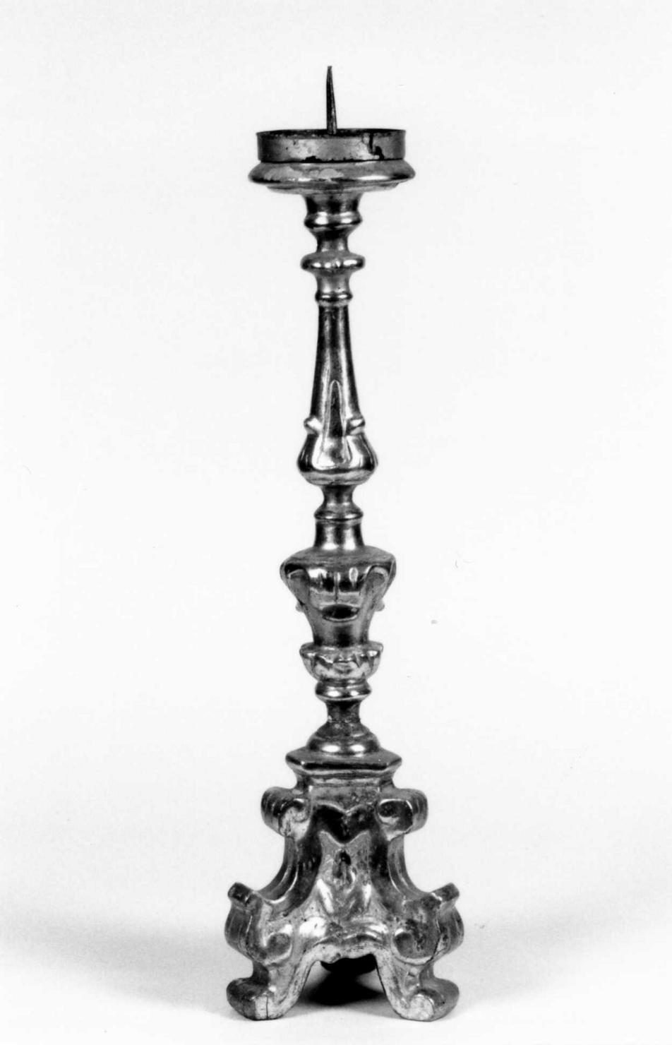 candeliere d'altare, serie - bottega emiliana (ultimo quarto sec. XVIII)