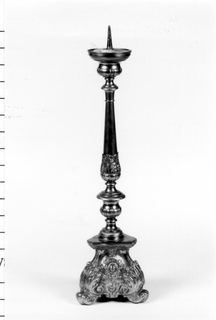 candeliere d'altare, serie - bottega emiliana (ultimo quarto sec. XIX)