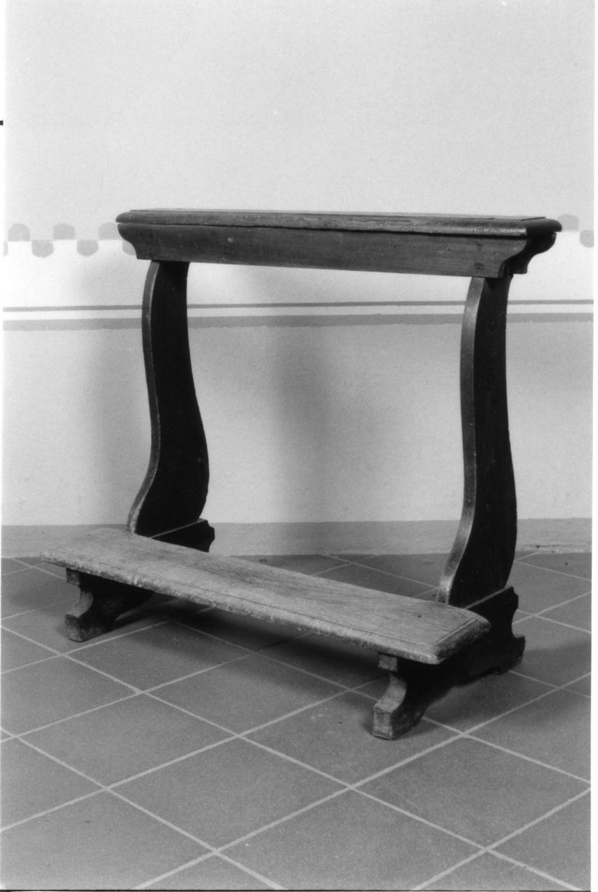 inginocchiatoio, serie - bottega emiliana (seconda metà sec. XVIII)