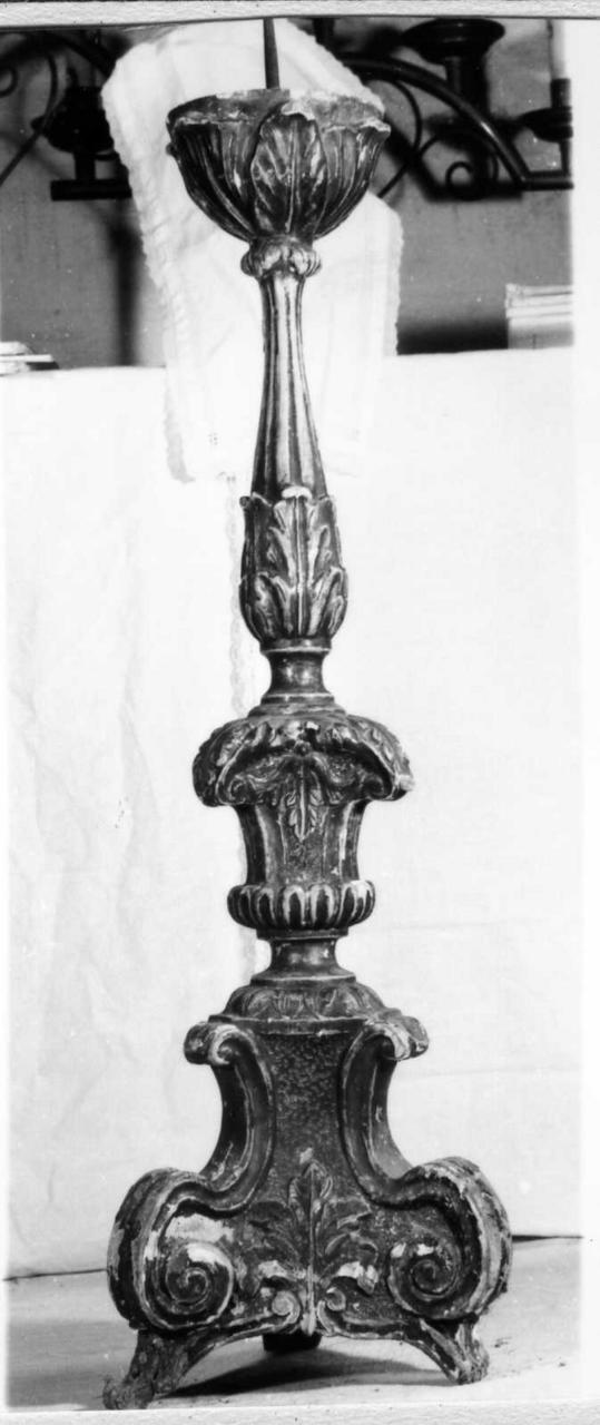 candeliere d'altare, serie - bottega emiliana (seconda metà sec. XVIII)