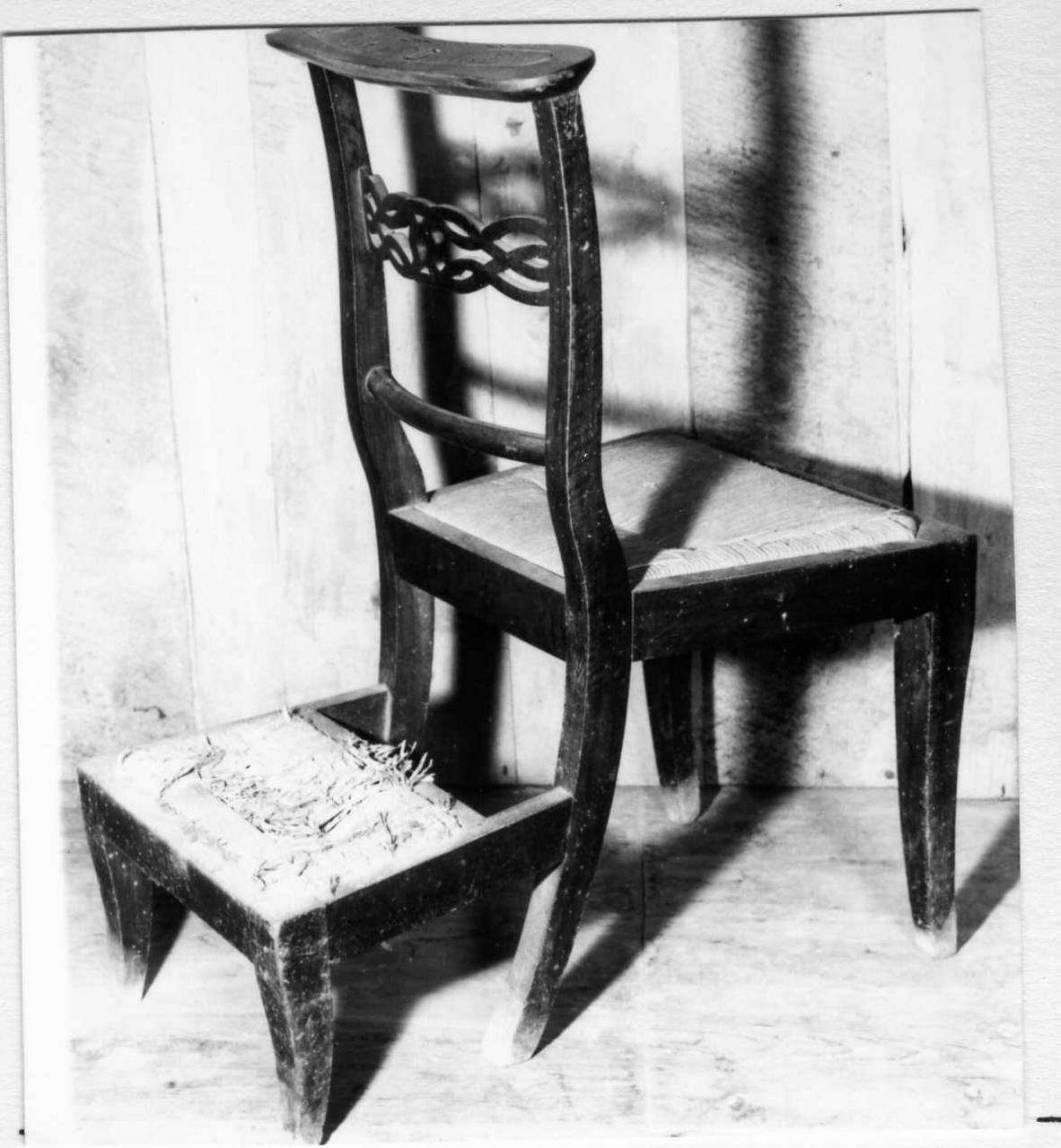 sedia con inginocchiatoio - bottega reggiana (prima metà sec. XIX)