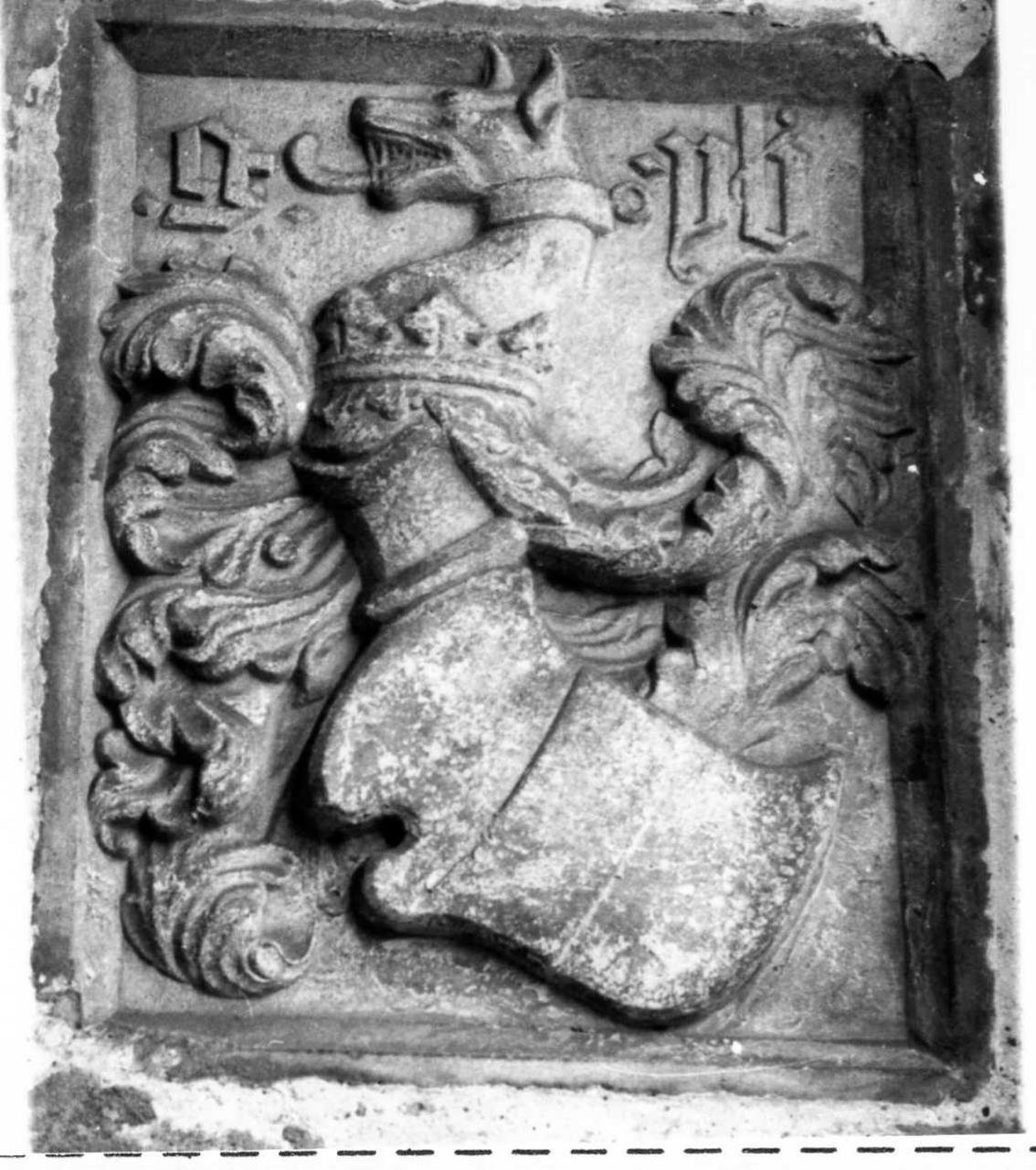 lapide tombale - bottega emiliana (fine/inizio secc. XIV/ XV)