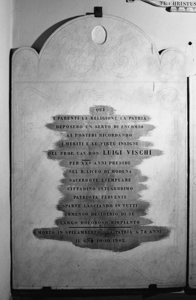 lapide commemorativa - manifattura modenese (sec. XX)