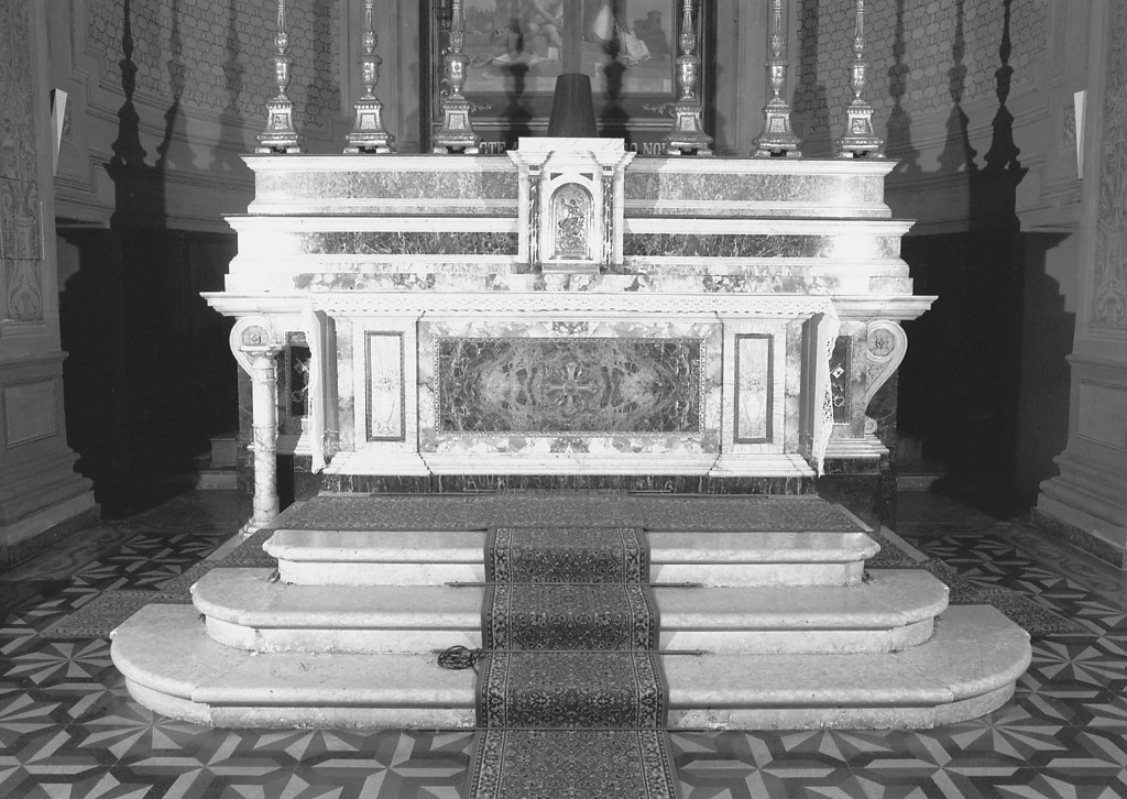 altare maggiore di Canepa Antonio (sec. XIX)