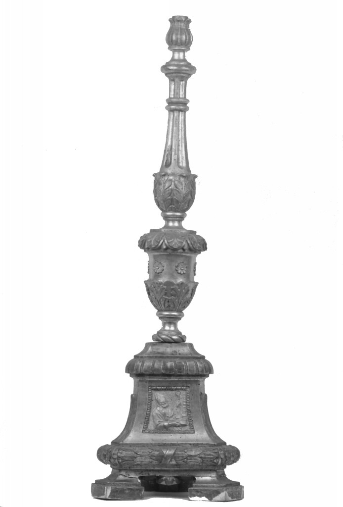 santo vescovo; monogramma cristologico; monogramma mariano (candeliere d'altare, serie) - manifattura modenese (fine/inizio secc. XVIII/ XIX)