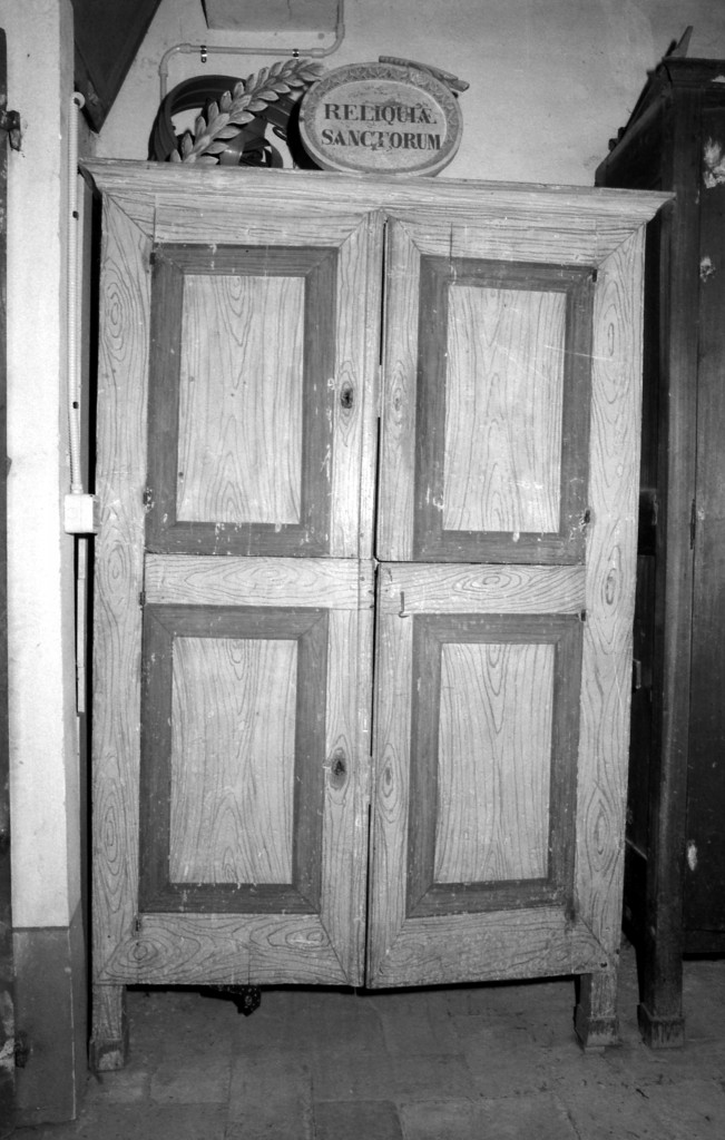 armadio per reliquiari - manifattura modenese (primo quarto sec. XVIII)