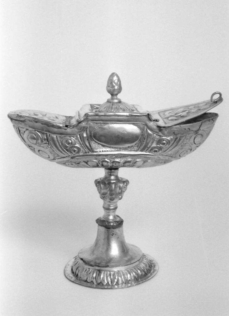 navicella portaincenso, elemento d'insieme - manifattura modenese (sec. XIX)