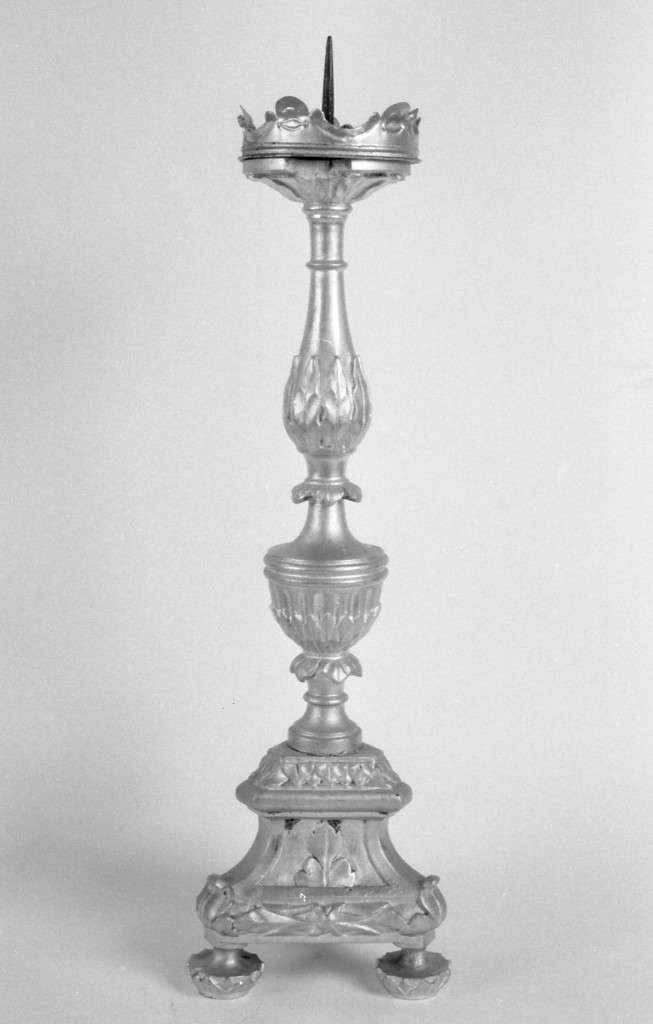 candeliere d'altare, serie - manifattura emiliana (secc. XVIII/ XIX)