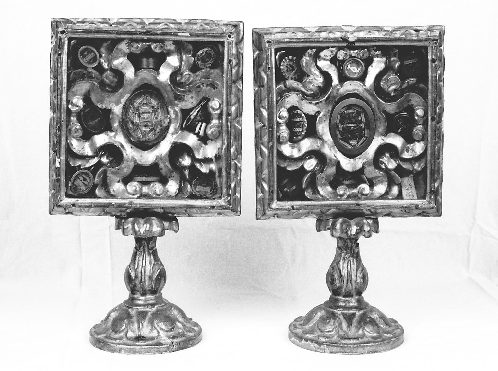 reliquiario - a tabella, serie - manifattura modenese (sec. XVII)