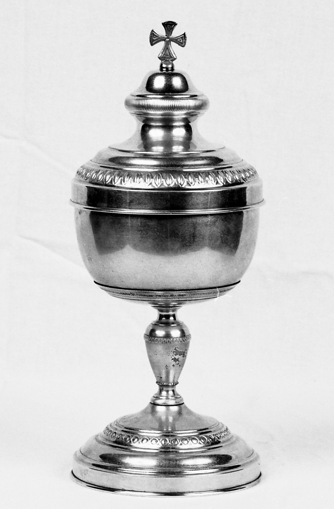 pisside - bottega emiliana (fine/inizio secc. XIX/ XX)