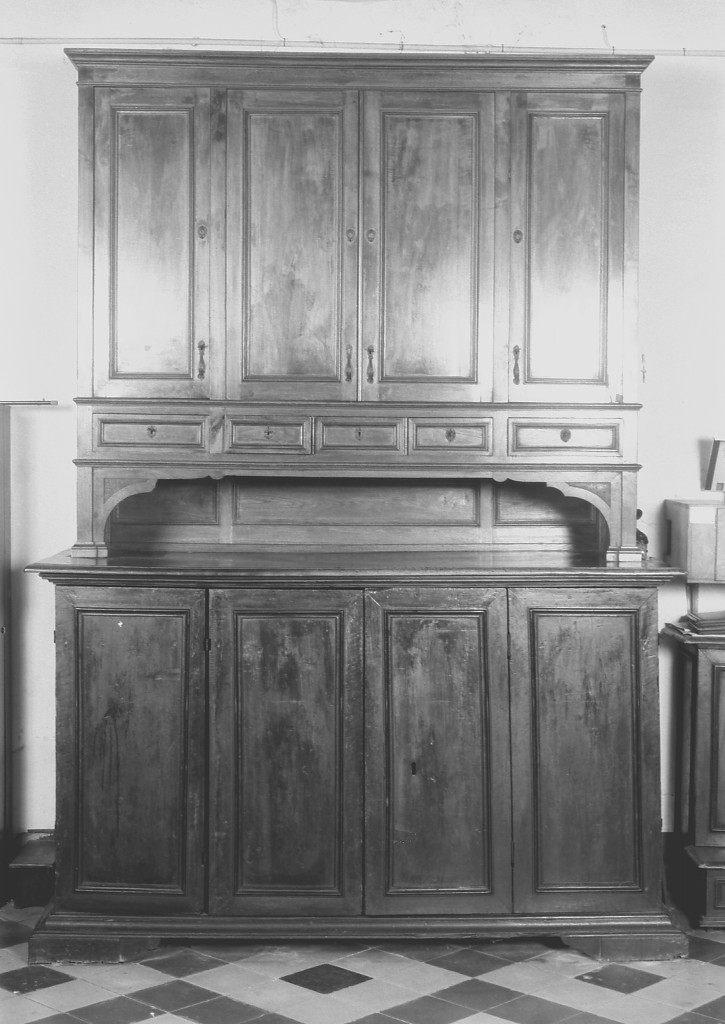 mobile da sacrestia - manifattura reggiana (seconda metà sec. XVII, sec. XIX)