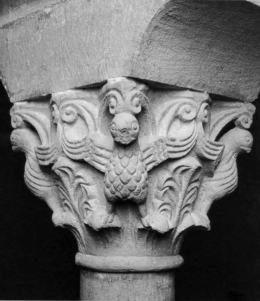 uccelli (capitello, elemento d'insieme) - bottega emiliana (sec. IX)