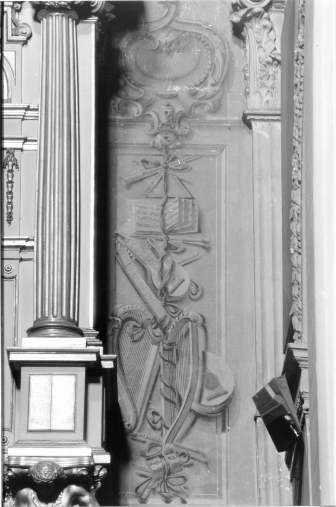 strumenti musicali e simboli religiosi (dipinto, serie) - ambito modenese (inizio sec. XIX)