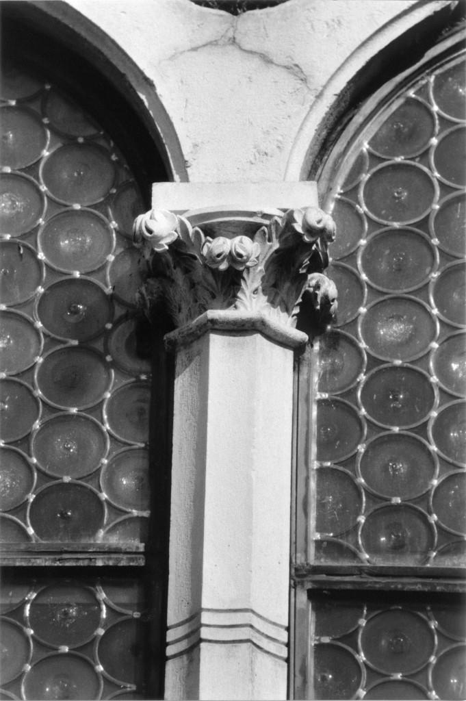 motivi decorativi fogliati (capitello) di Wiligelmo (cerchia) (secc. XI/ XII)