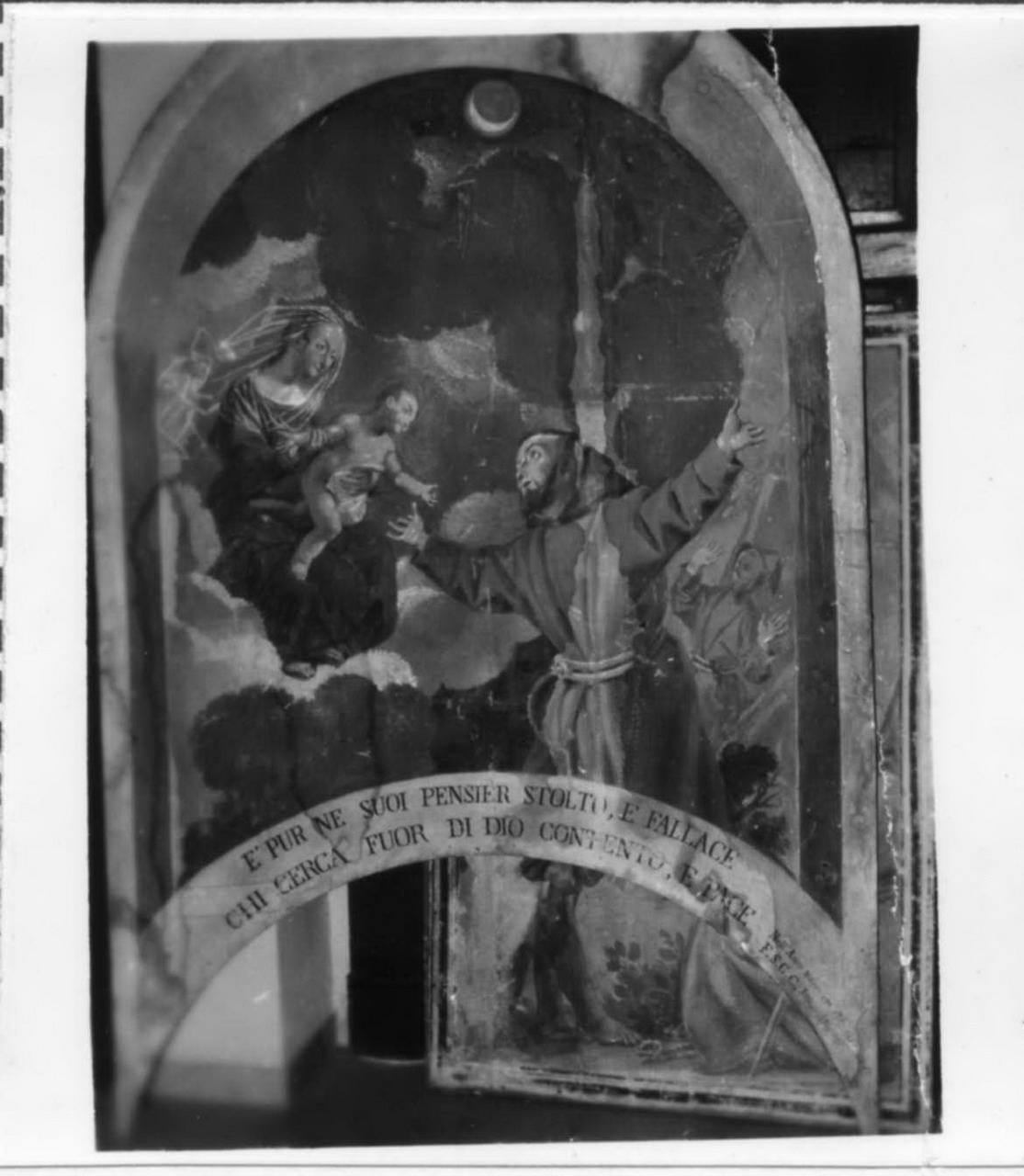 Madonna con Bambino in gloria con San Francesco d'Assisi (dipinto) di Solieri Giuseppe detto Fra' Stefano da Carpi (seconda metà sec. XVIII)