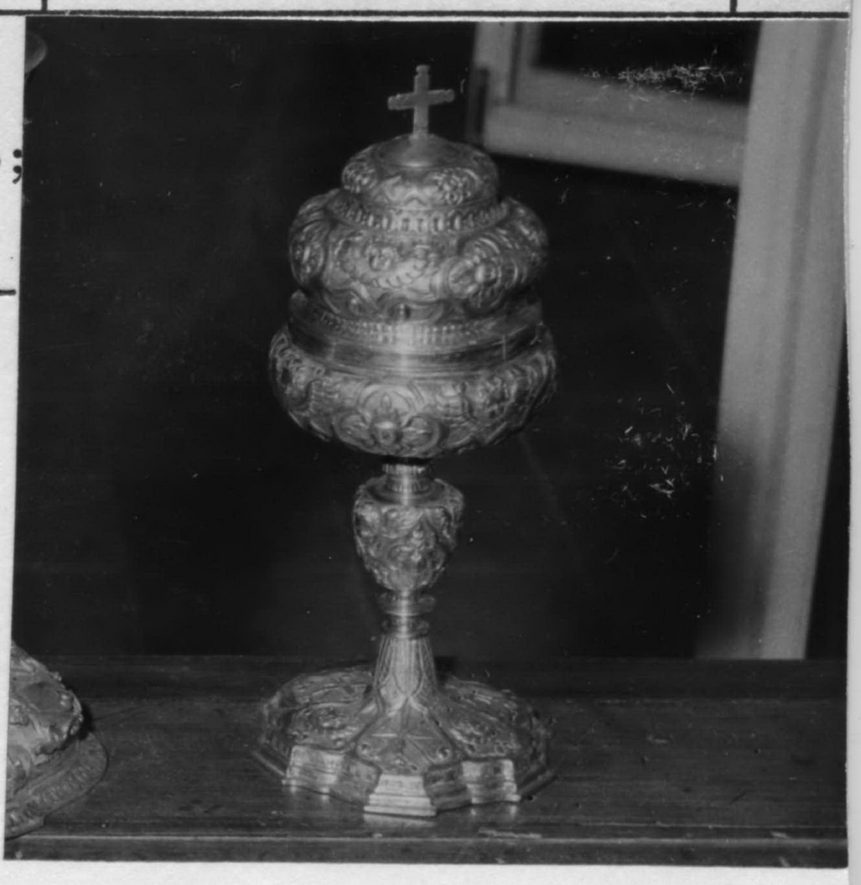 pisside - bottega emiliana (metà sec. XVI)