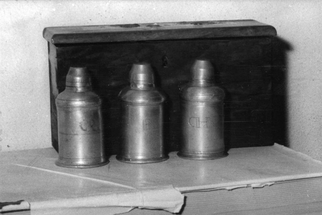 vasetti per oli santi - bottega modenese (inizio sec. XIX)