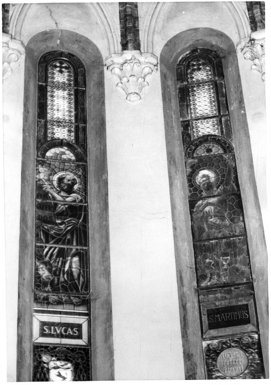 San Luca Evangelista (vetrata) - bottega bolognese (metà sec. XX)