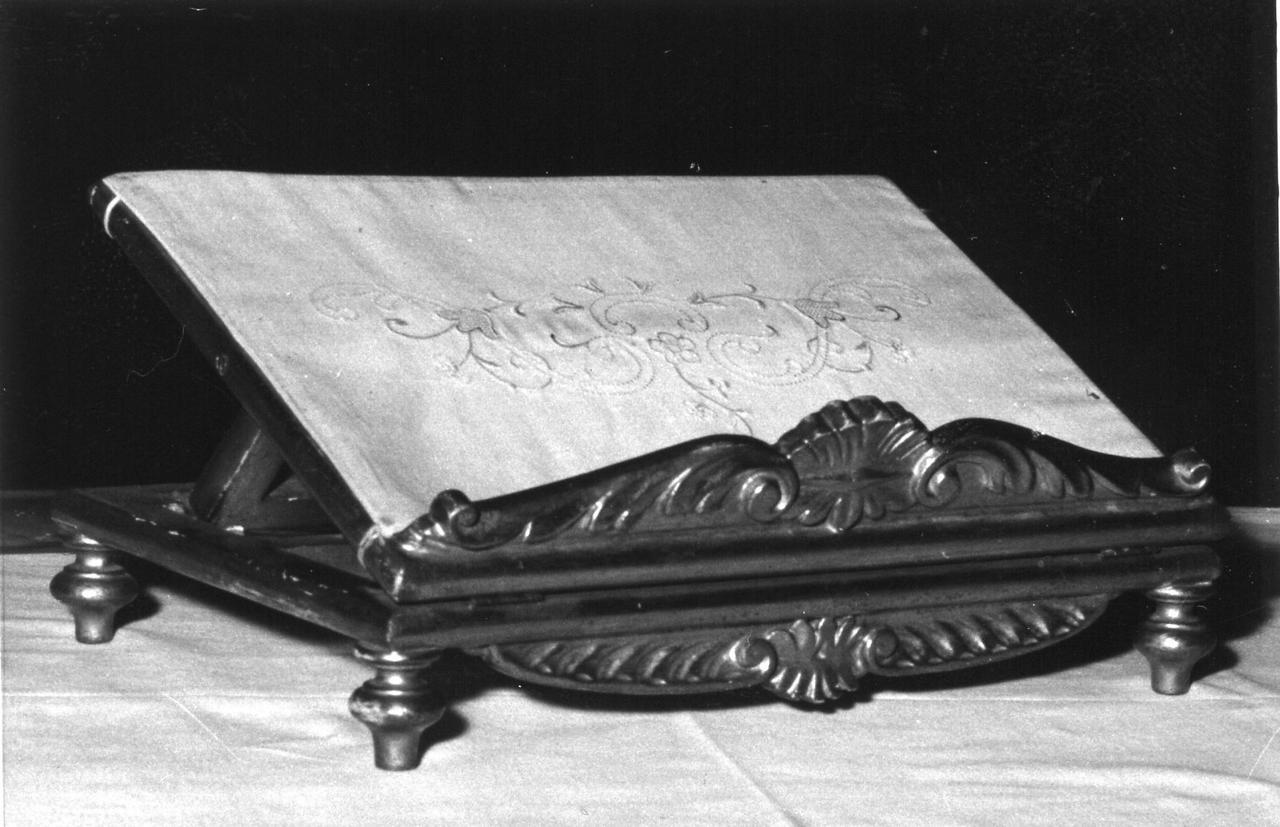 leggio da tavolo - pieghevole - bottega emiliana (fine/inizio secc. XIX/ XX)