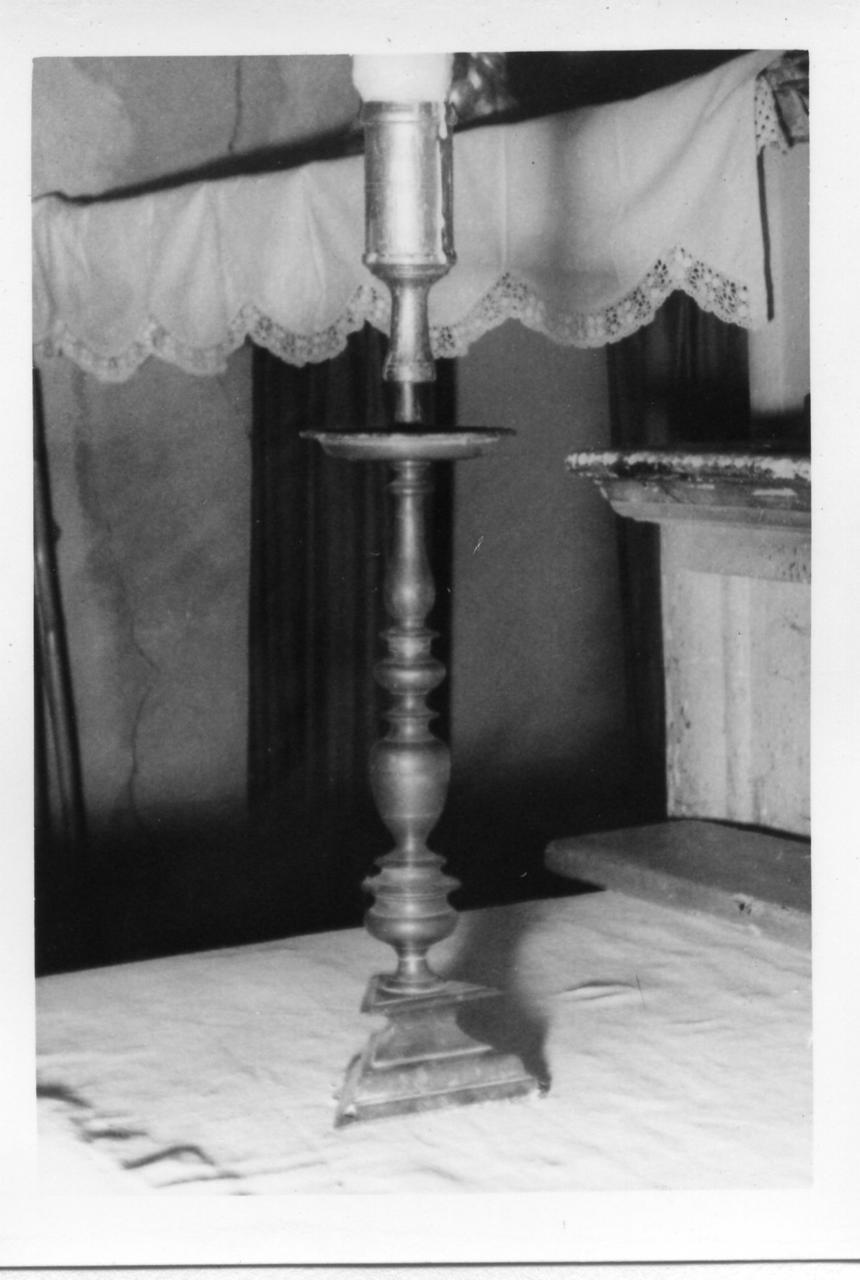 candeliere, serie - bottega reggiana (inizio sec. XVII)