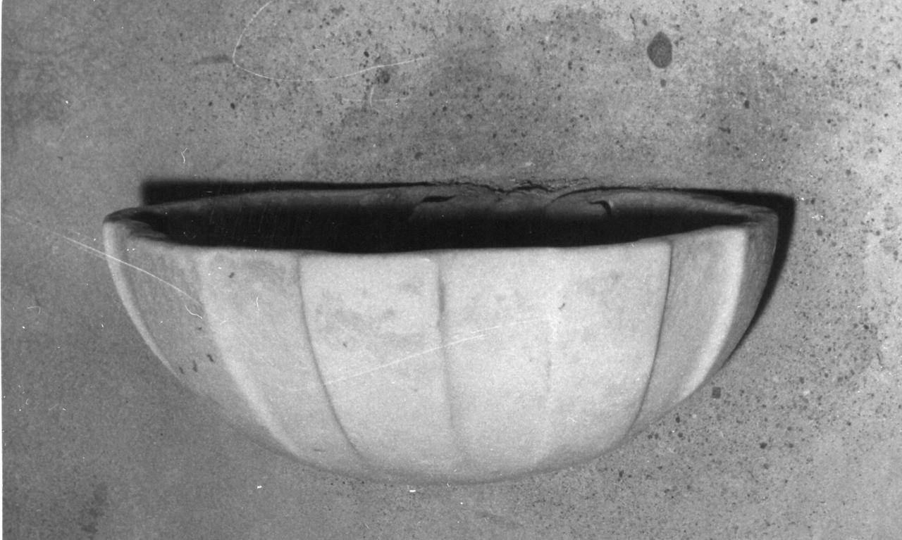 acquasantiera da parete - bottega reggiana (sec. XVIII)