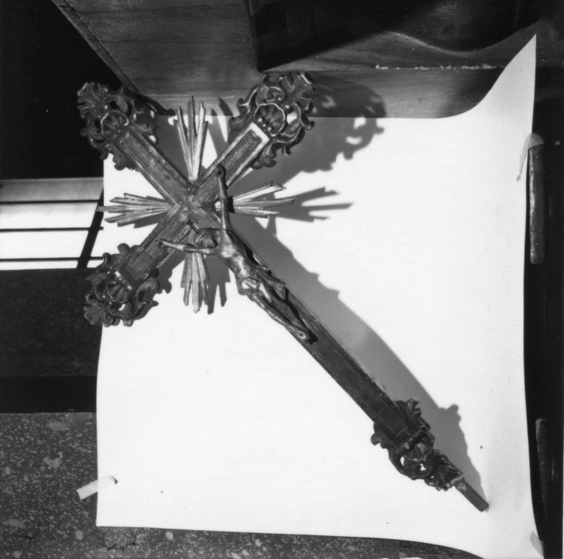 croce d'altare - bottega emiliana (sec. XIX)