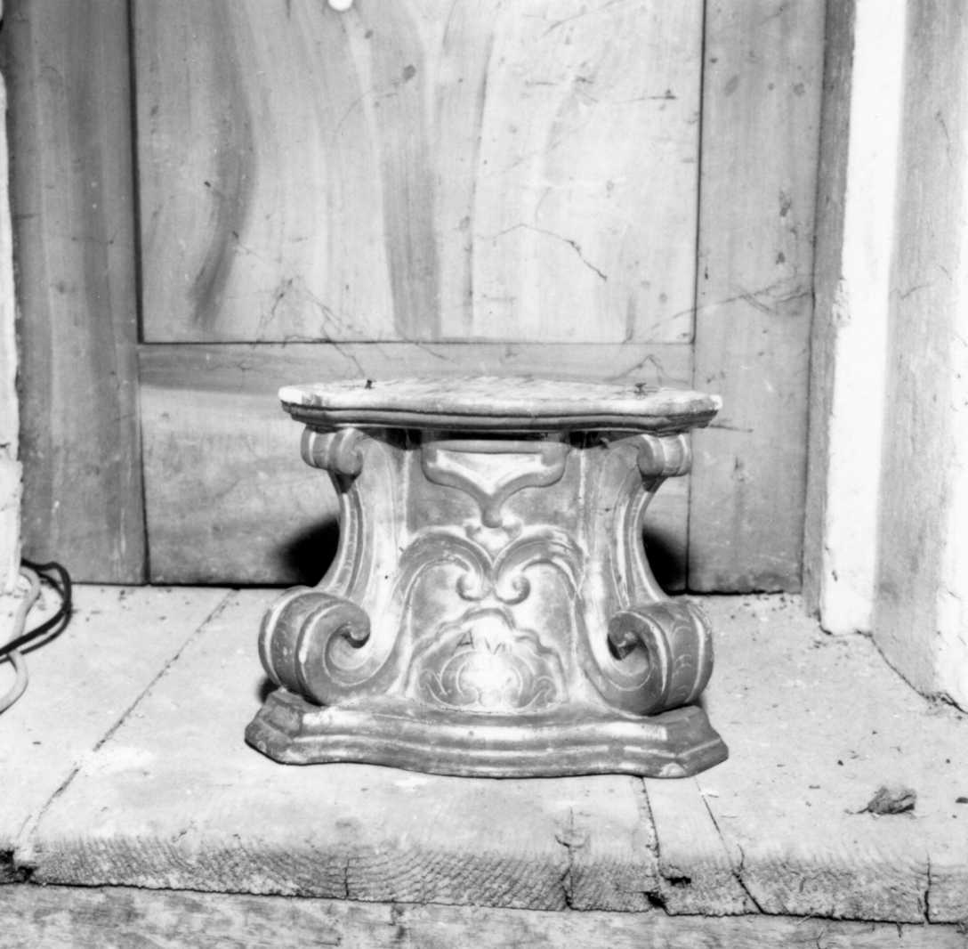 mensola - bottega emiliana (sec. XIX)