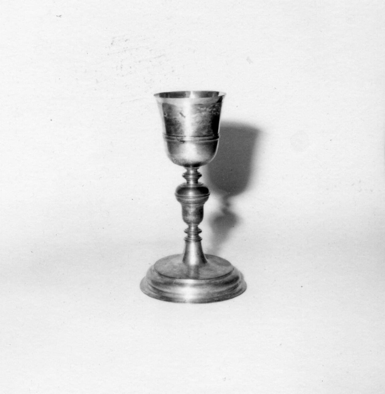 calice - bottega reggiana (fine/inizio secc. XVII/ XVIII)