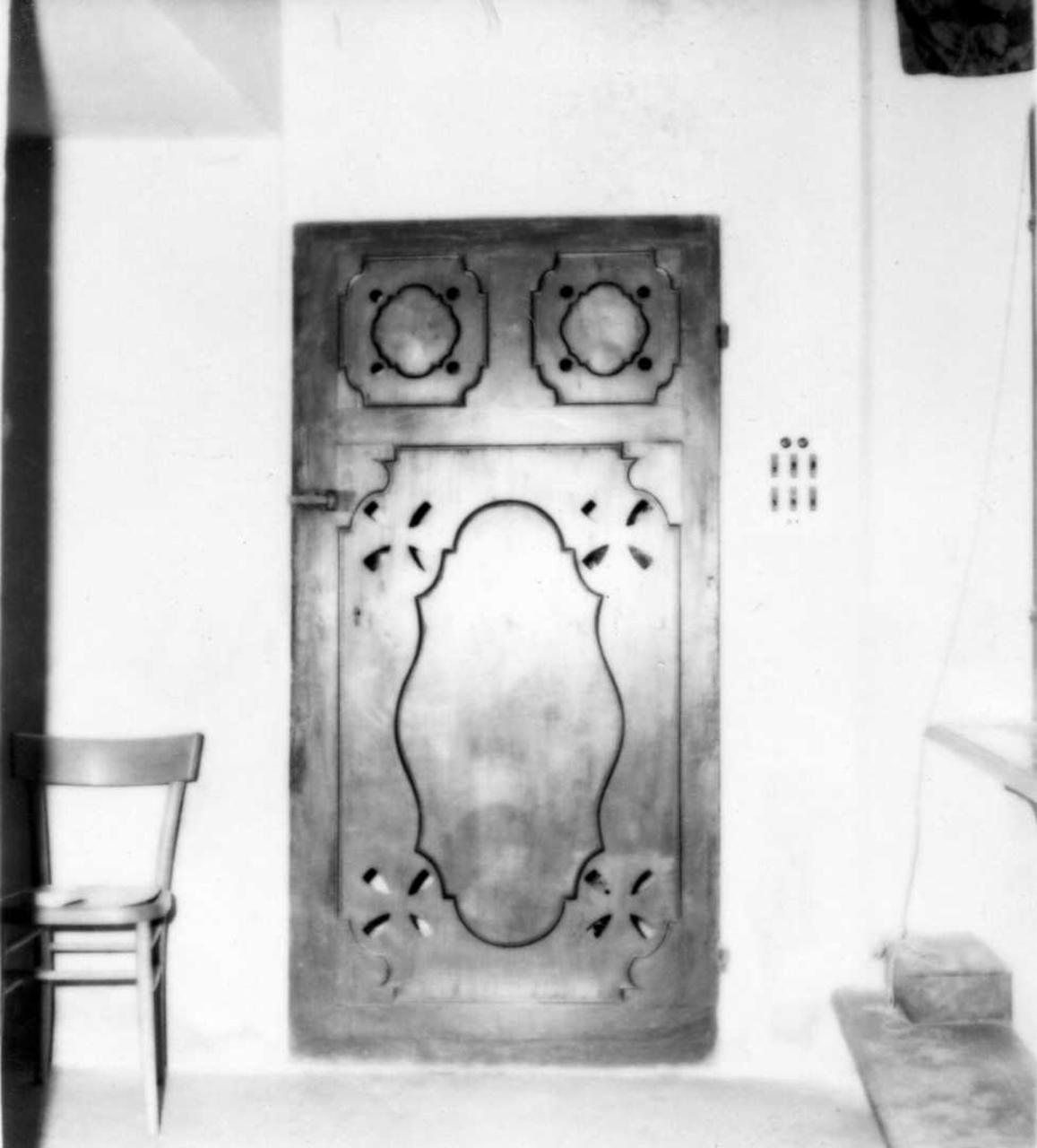 porta - ad un battente - bottega reggiana (sec. XVIII)