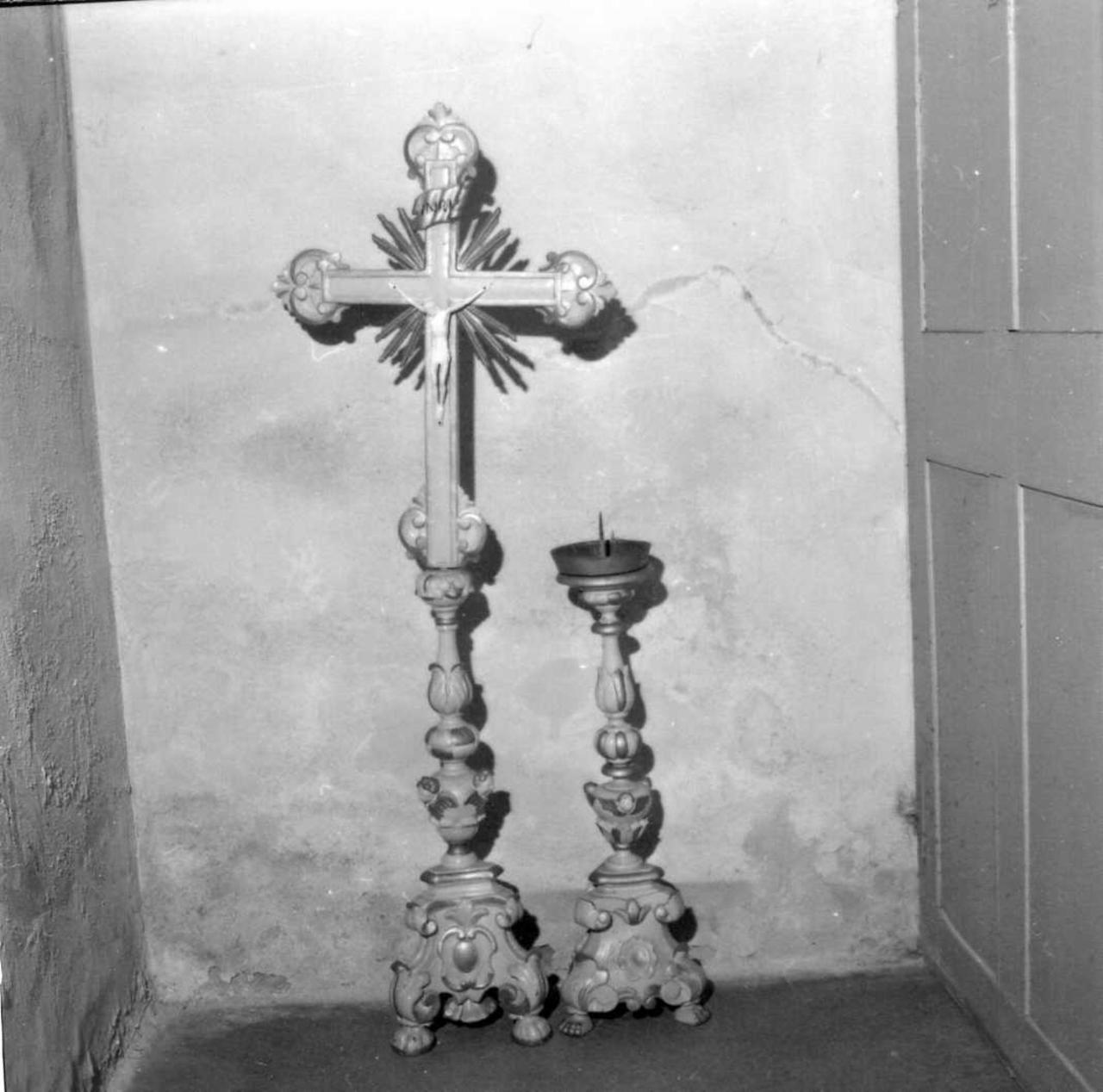 candeliere, serie - bottega emiliana (sec. XIX)