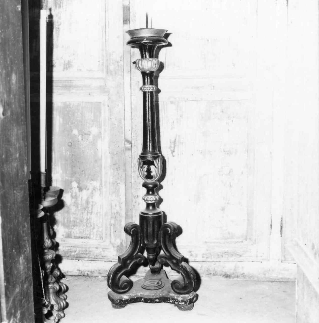 candeliere, serie - bottega emiliana (sec. XIX)