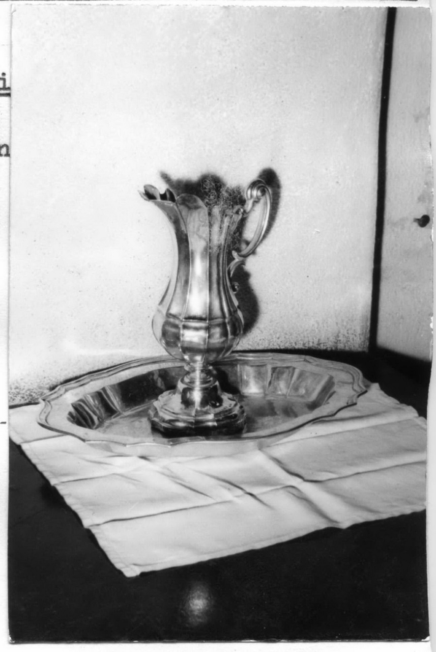 piatto - bottega modenese (sec. XIX)