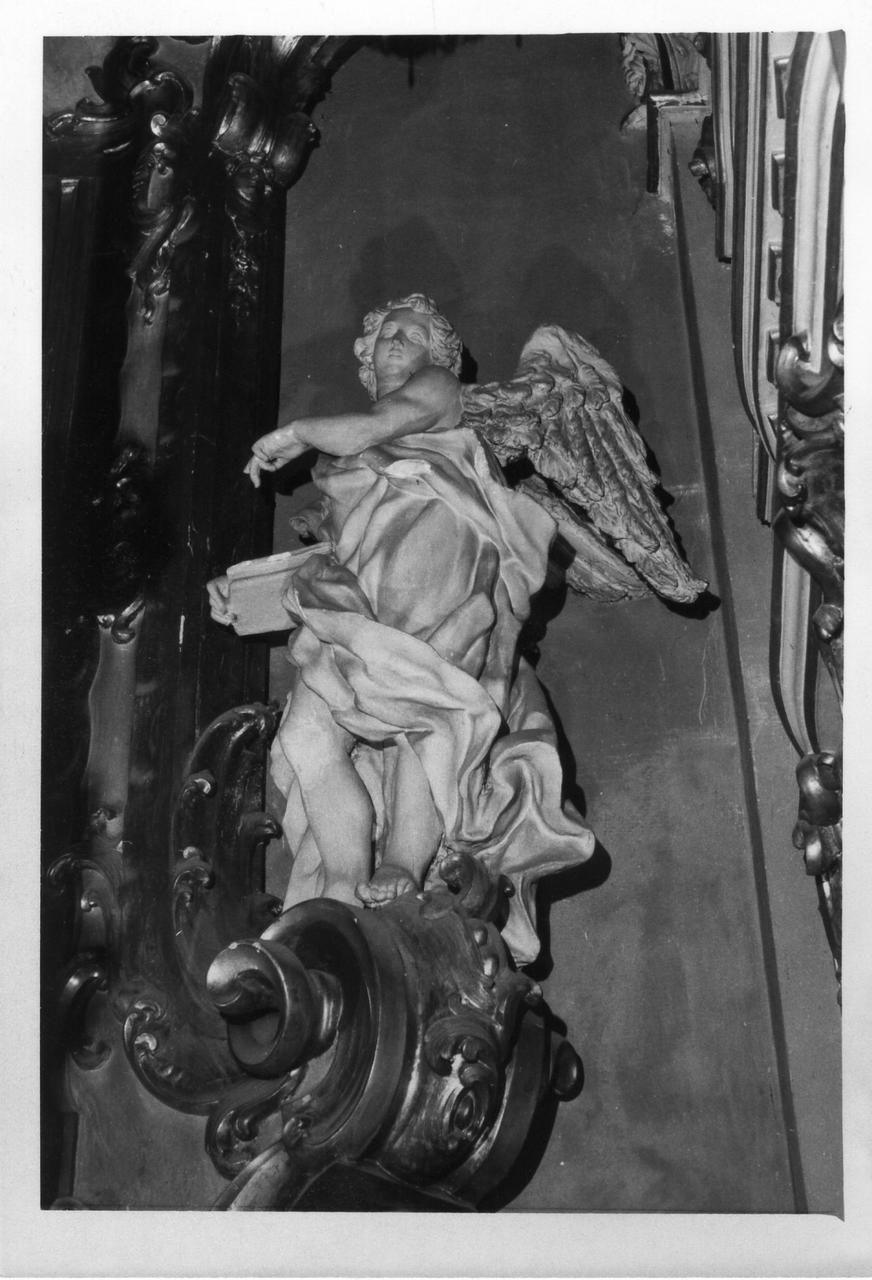 angelo con libro (scultura) di Ansaloni Giovanni (sec. XVIII)