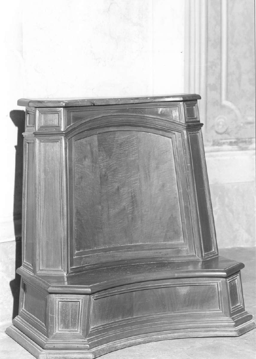 inginocchiatoio - manifattura emiliana (sec. XVIII)