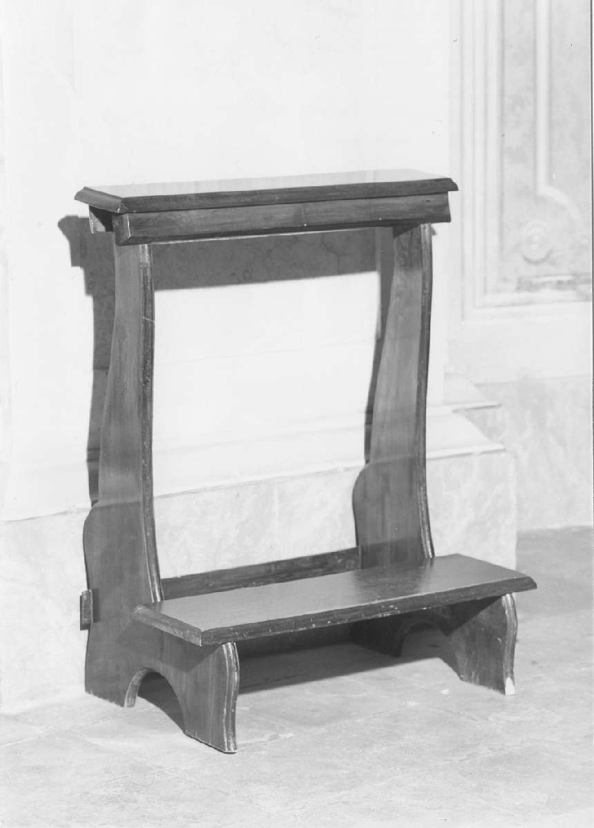 inginocchiatoio - manifattura emiliana (fine/inizio secc. XIX/ XX)