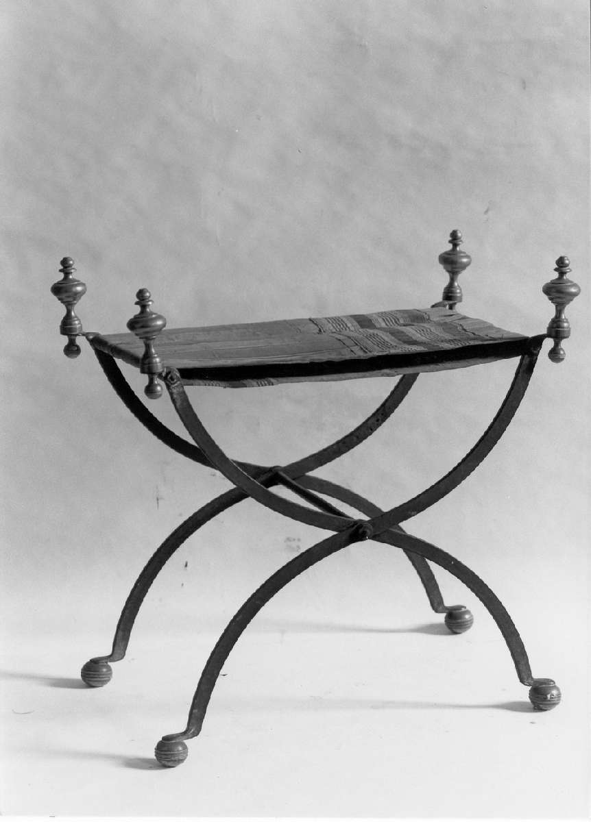 faldistorio - manifattura emiliana (sec. XVII)