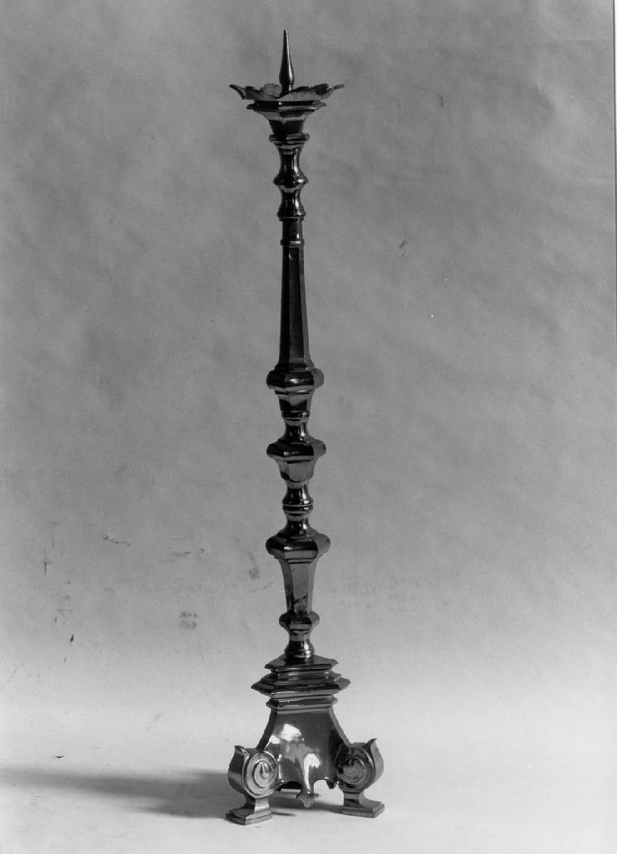 candeliere, serie - manifattura emiliana (primo quarto sec. XX)