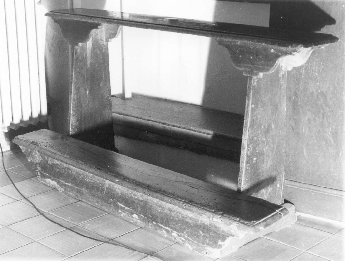 inginocchiatoio - manifattura modenese (sec. XVIII)