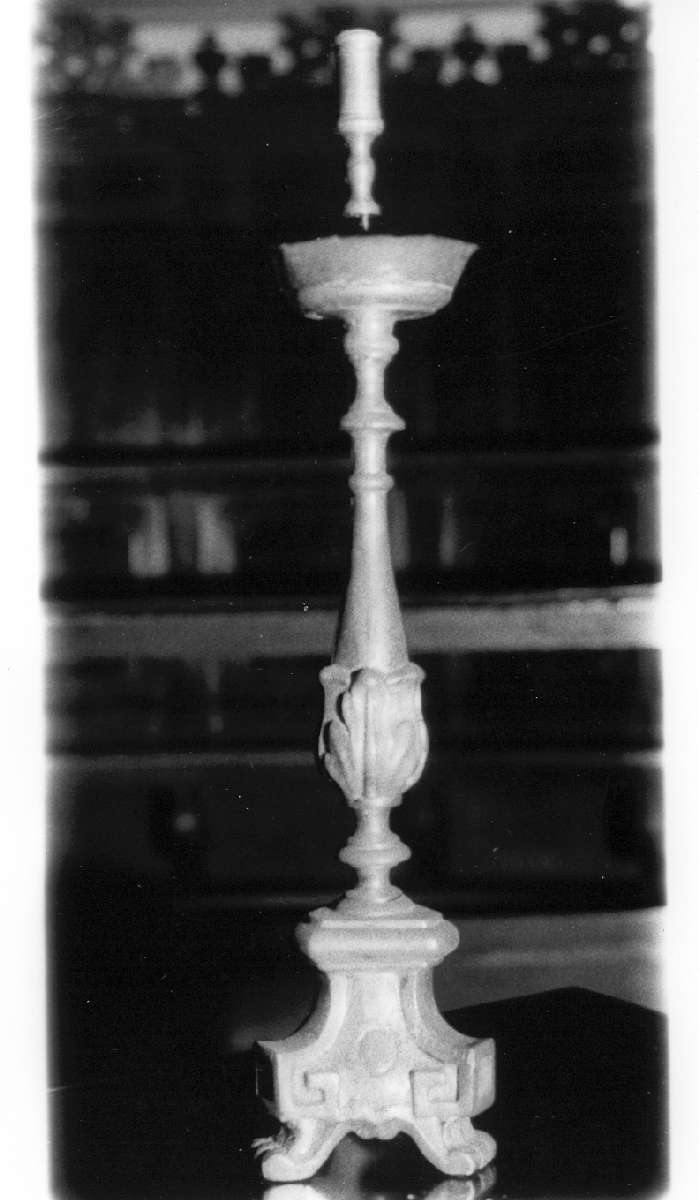 candeliere di consacrazione, serie - manifattura emiliana (ultimo quarto sec. XVIII)